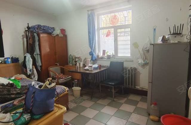 青甲12号街坊1室1厅55.35㎡49万二手房图片