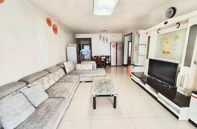 8万东满二年合川合川滨江路蟠龙路161号蟠龙路161号小区2006年建造