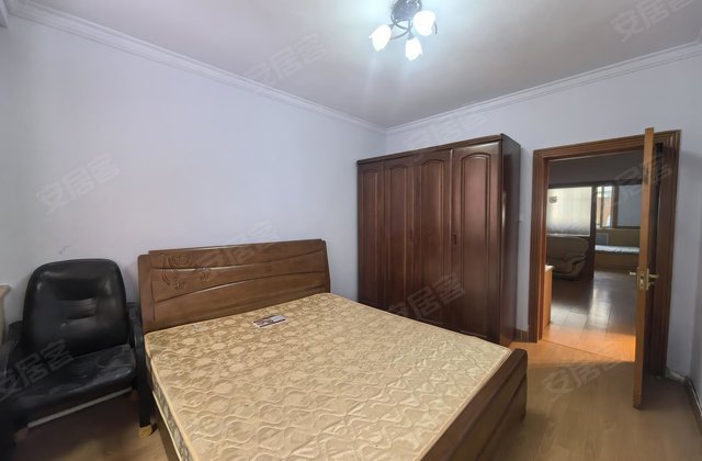 林田一号住宅楼2室1厅70㎡14.8万二手房图片