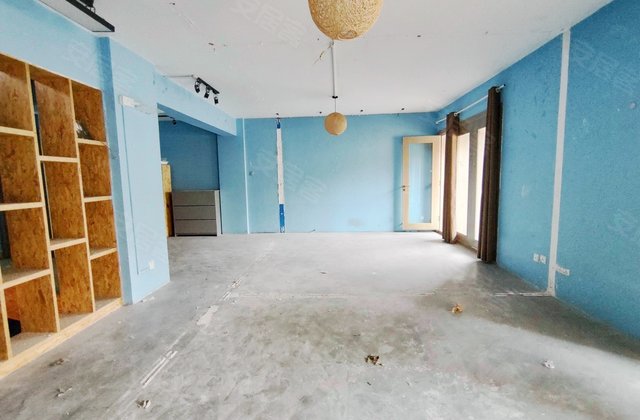 时代风华(2期)5室2厅203.74㎡176万二手房图片