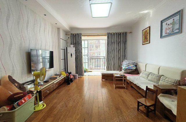 99㎡56万二手房图片