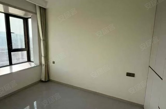 康城水岸3室2厅122㎡72.8万二手房图片