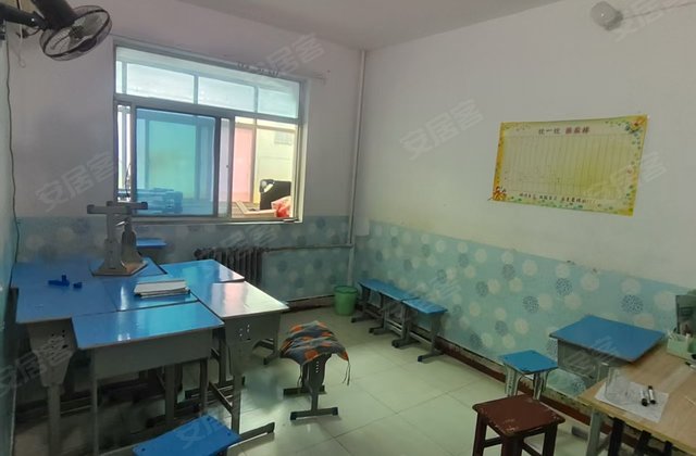 世纪新村3室2厅111.55㎡28万二手房图片