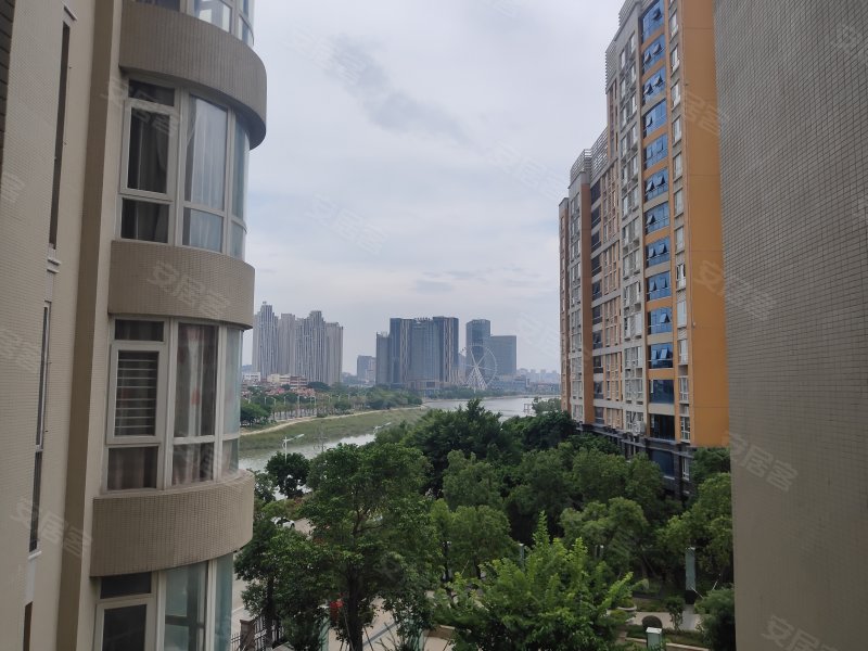 海景国际花园(星域)