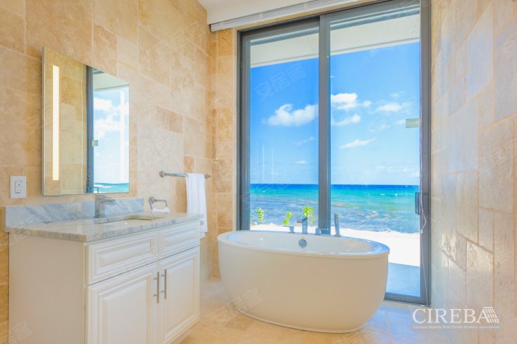 开曼群岛约¥1438万Cayman IslandsMidland EastBLUE HORIZON LUXURY BEAC二手房公寓图片