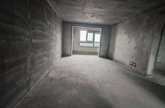 华鸿珑璟园4室2厅134㎡86万二手房图片