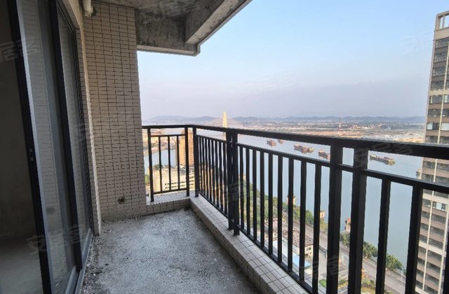 汇江帝璟4室2厅130㎡59万二手房图片