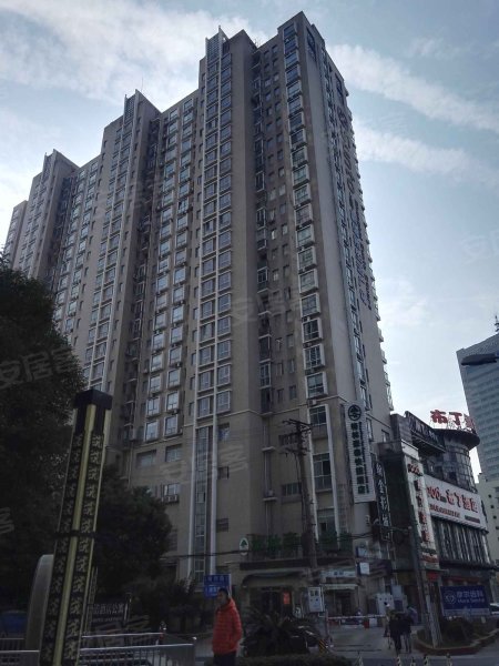 新塘桥生活广场 