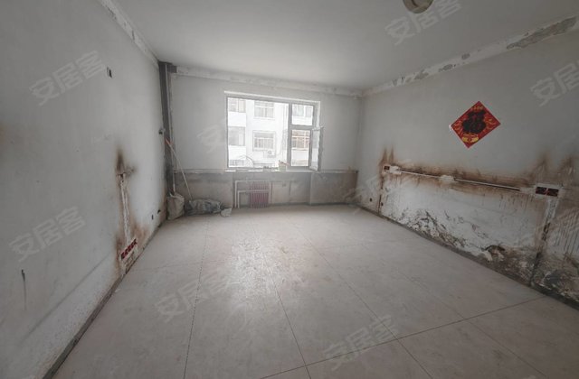 市直机关新华小区3室2厅125㎡97.8万二手房图片