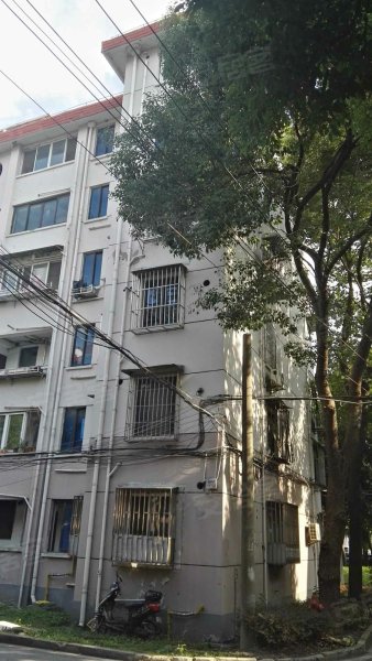 航华一村二街坊 