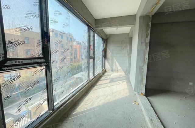 文达碧城府3室2厅132㎡79.8万二手房图片