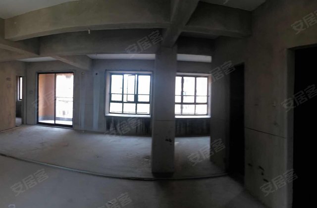 万新御景山庄4室2厅142㎡97万二手房图片