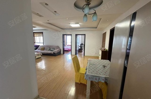 建材花苑3室2厅121.25㎡47.8万二手房图片