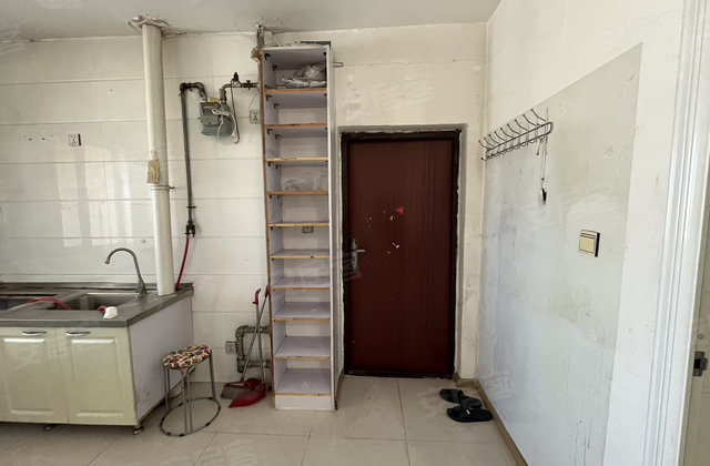 日新小区2室1厅70㎡11万二手房图片