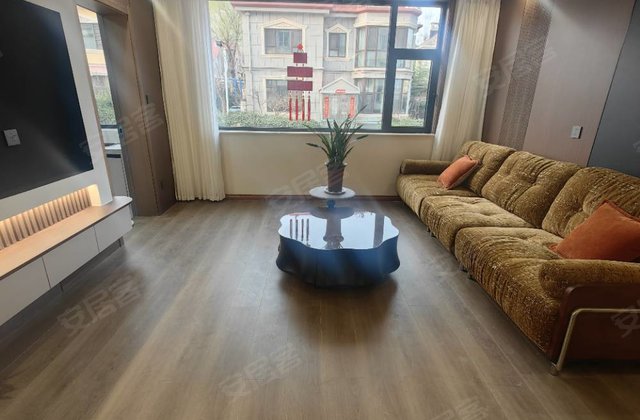 新华御临苑3室2厅143㎡86.9万二手房图片