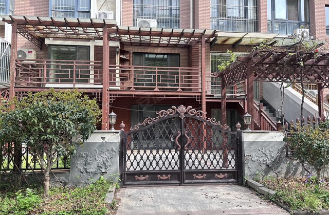 时代花园3室2厅195㎡119.8万二手房图片