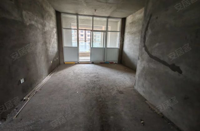 紫檀东花园3室2厅143.12㎡88万二手房图片