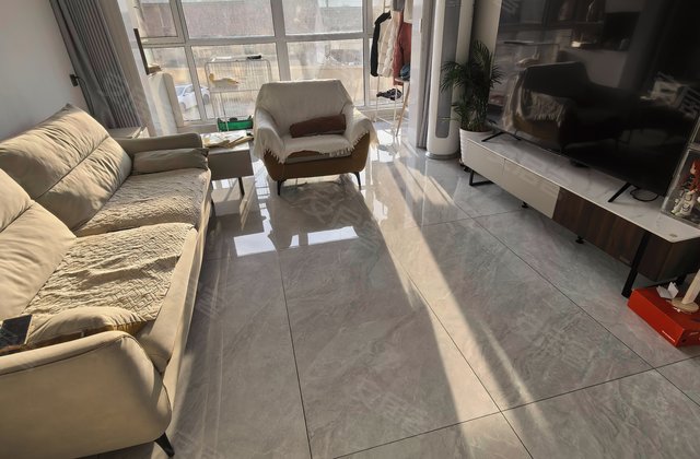 金桥国际3室2厅119.76㎡88万二手房图片