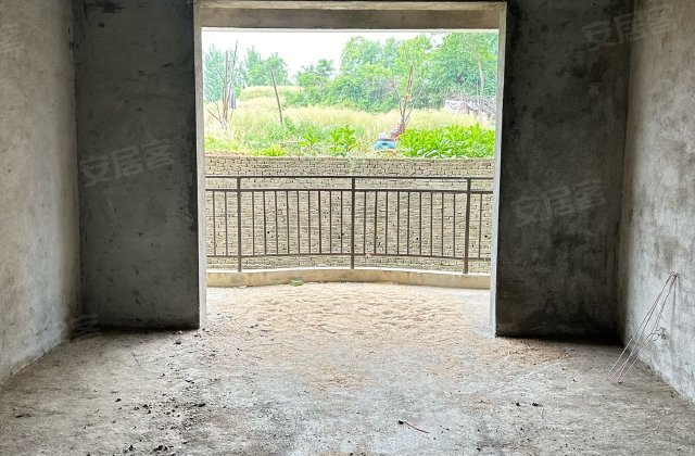 西山大院3室2厅120㎡31.2万二手房图片
