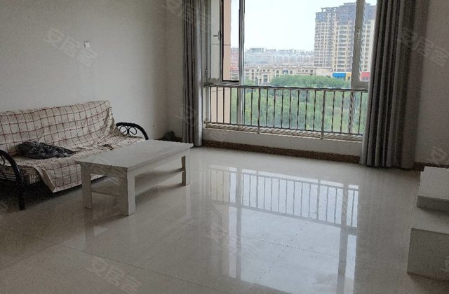 御龙湾小区3室3厅143㎡92万二手房图片