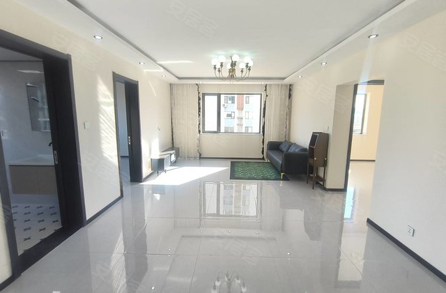 东北摩尔3室2厅127㎡29.8万二手房图片