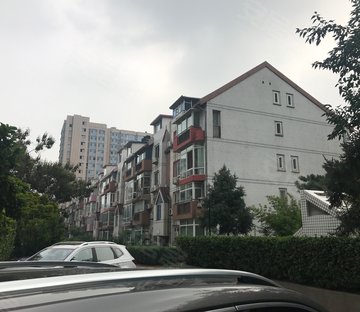 11.5日聚龙花园  西南三居 诚意出售 有钥匙