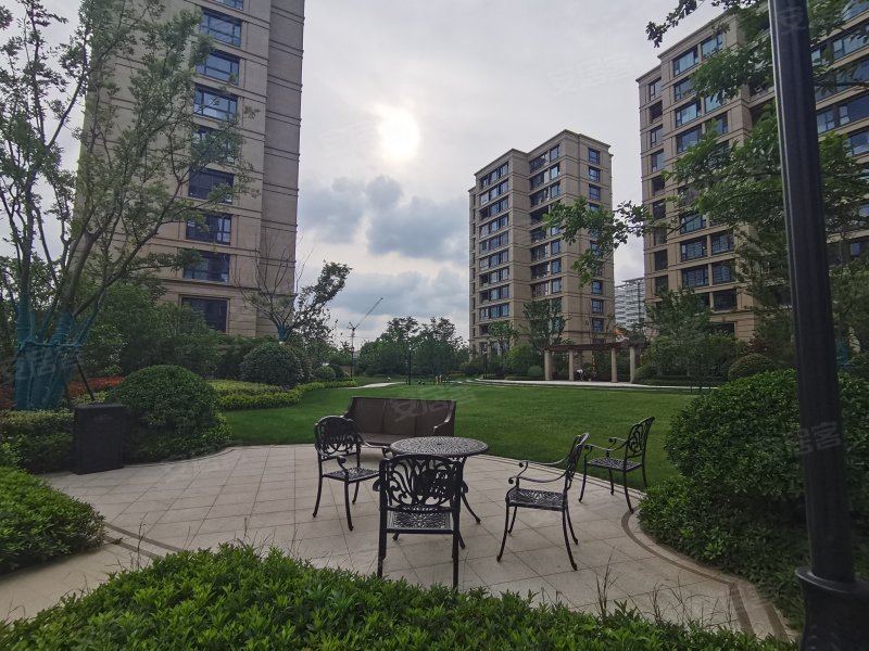 同济融创玫瑰公馆