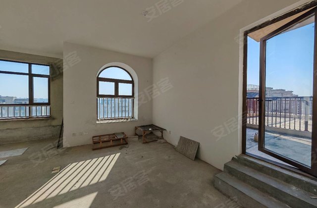 开元盛世望岳园4室2厅161.28㎡88万二手房图片