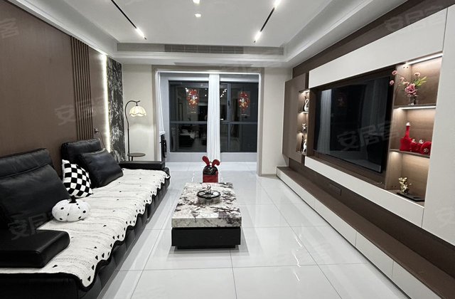 尉州春秋4室2厅142㎡66万二手房图片