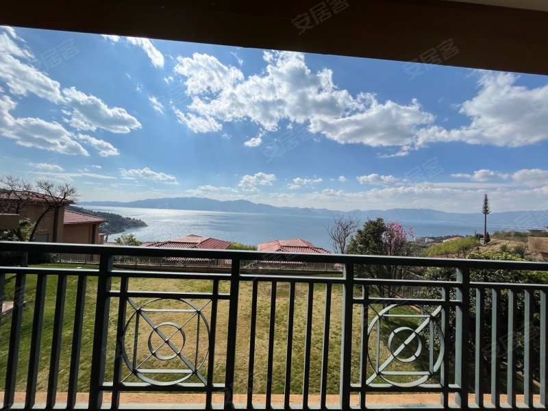 抚仙湖万科度假小镇3室湖景独栋别墅送800平米大花园诚心出,中国