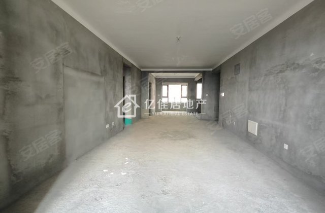 公园首府3室2厅146㎡79.9万二手房图片