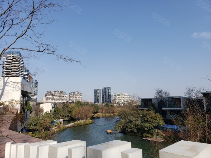 麓湖生态城天玑幻影