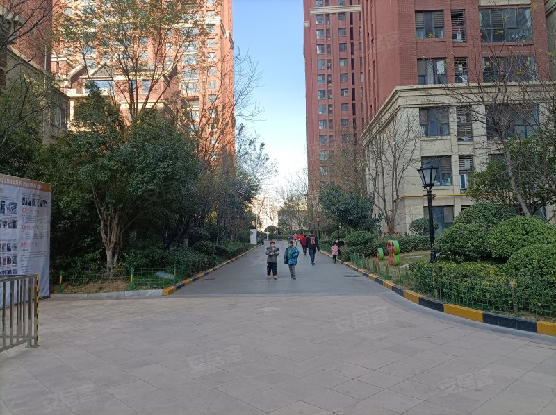 绿都温莎城堡(公寓住宅)