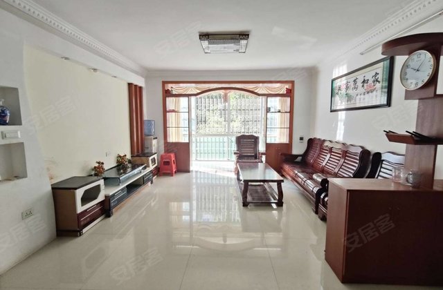 财富1683室2厅110㎡36万二手房图片