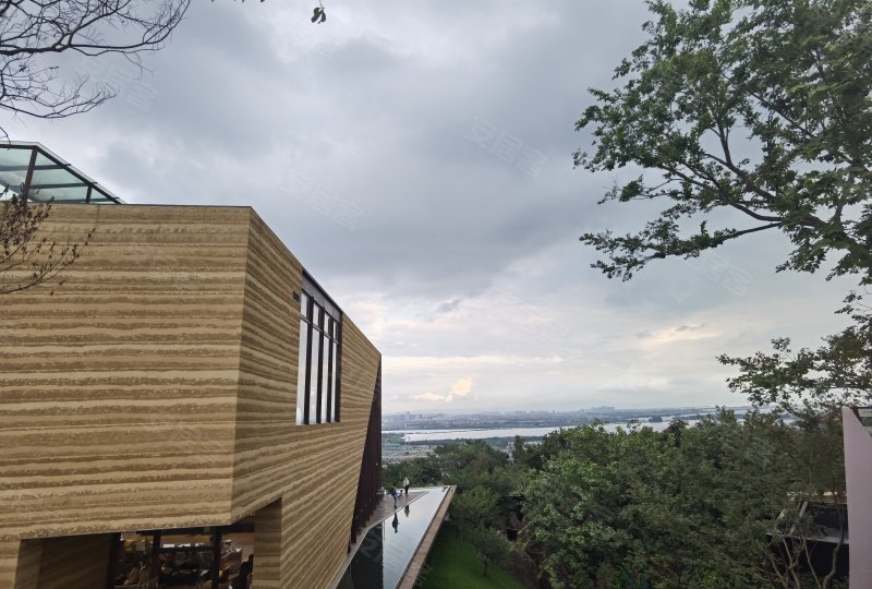 阳光城滇池半山