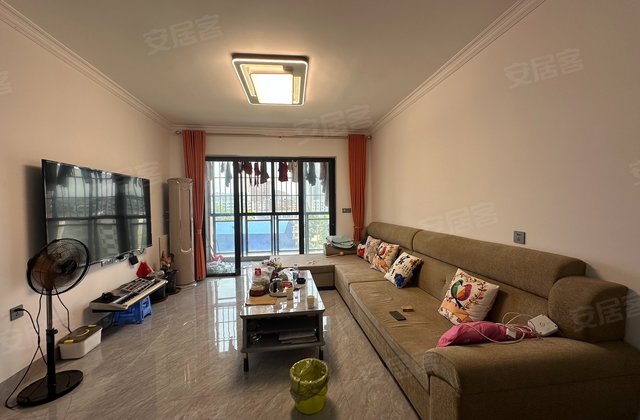 豪门广场4室2厅100㎡56万二手房图片