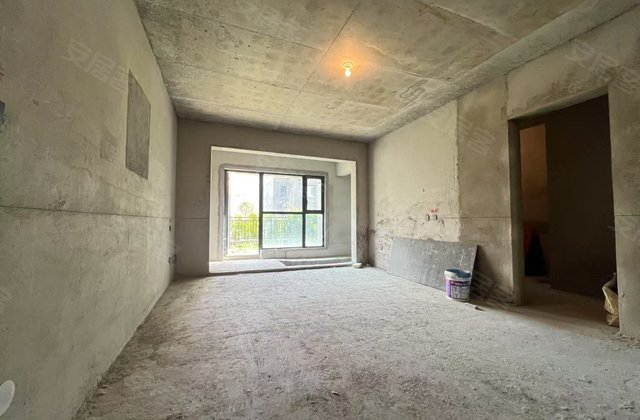 锦园4室2厅260㎡138万二手房图片