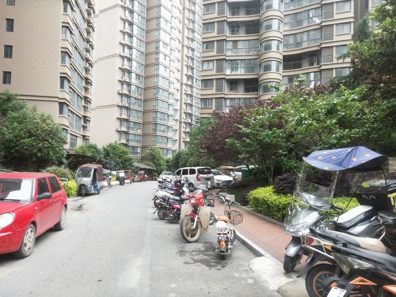 宇信凯旋城(唐河)