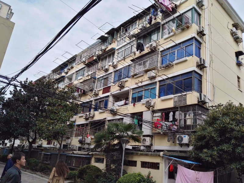 淞滨路77弄小区 