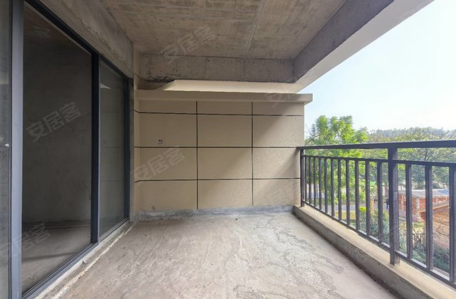 湖景御翠园4室2厅115㎡66万二手房图片