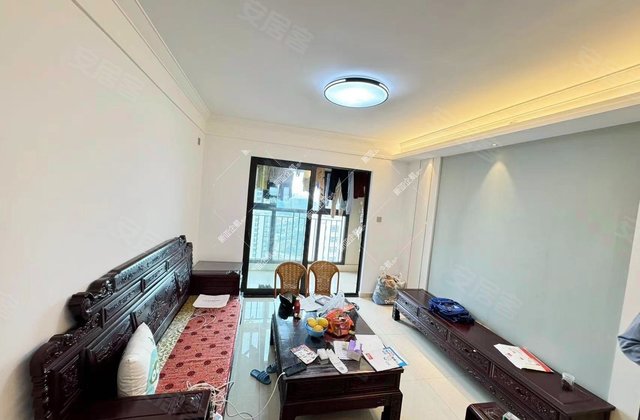 金地九樾112平3房136万东南端头房 精装