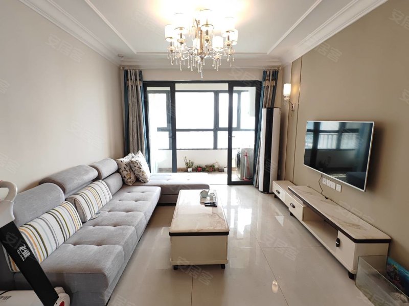 房东急售青岛路恒大三室两厅一卫南北通透精装修