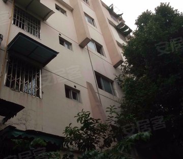 地铁口 精装套二 一梯两户 买房送车位 ,免物业费,新光社区文景苑二手