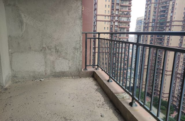 凯旋山庄3室2厅136㎡68万二手房图片