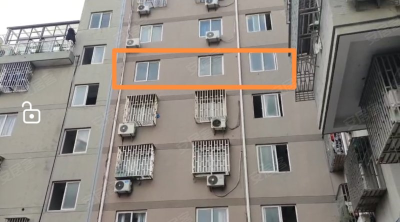 西苑小区6室2厅3卫328.04㎡东西188万