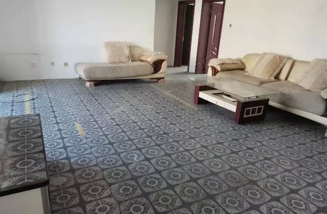 金水湾小区3室2厅134㎡53万二手房图片