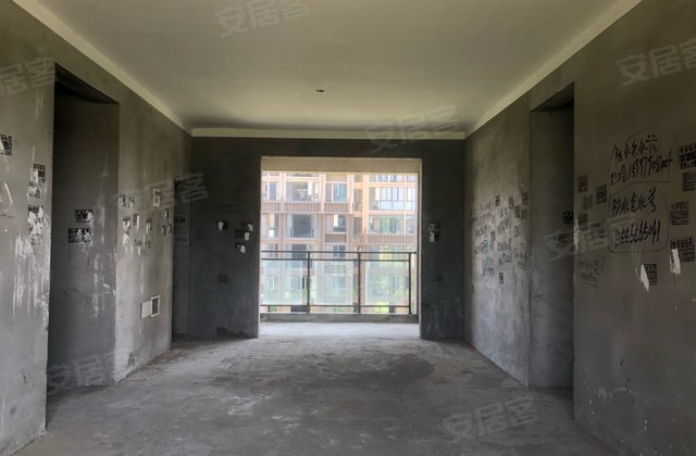 白鹤山银苑3室2厅148㎡92万二手房图片