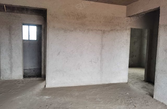 水岸豪庭3室2厅127.45㎡42万二手房图片