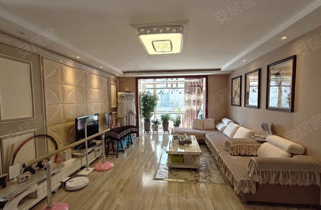 阳光花园3室2厅135㎡55万二手房图片