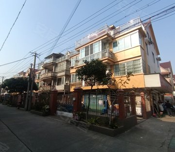 湾泾港小区